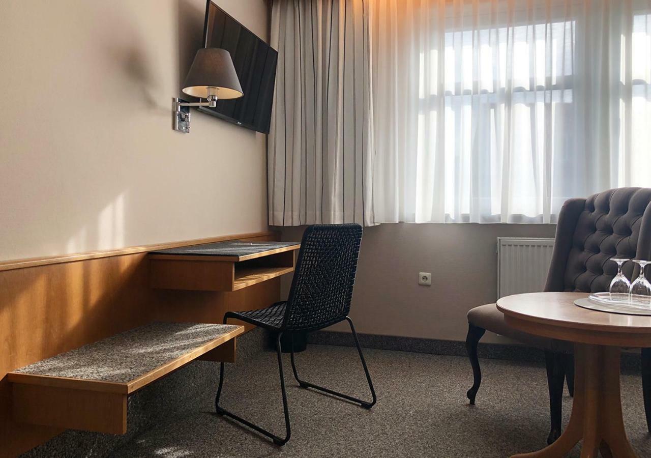 Mangolds Boutique Hotel & Fruehstuecksmeisterei Швайнфурт Екстериор снимка