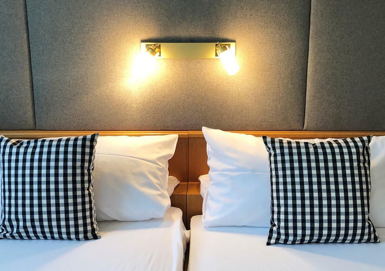 Mangolds Boutique Hotel & Fruehstuecksmeisterei Швайнфурт Екстериор снимка